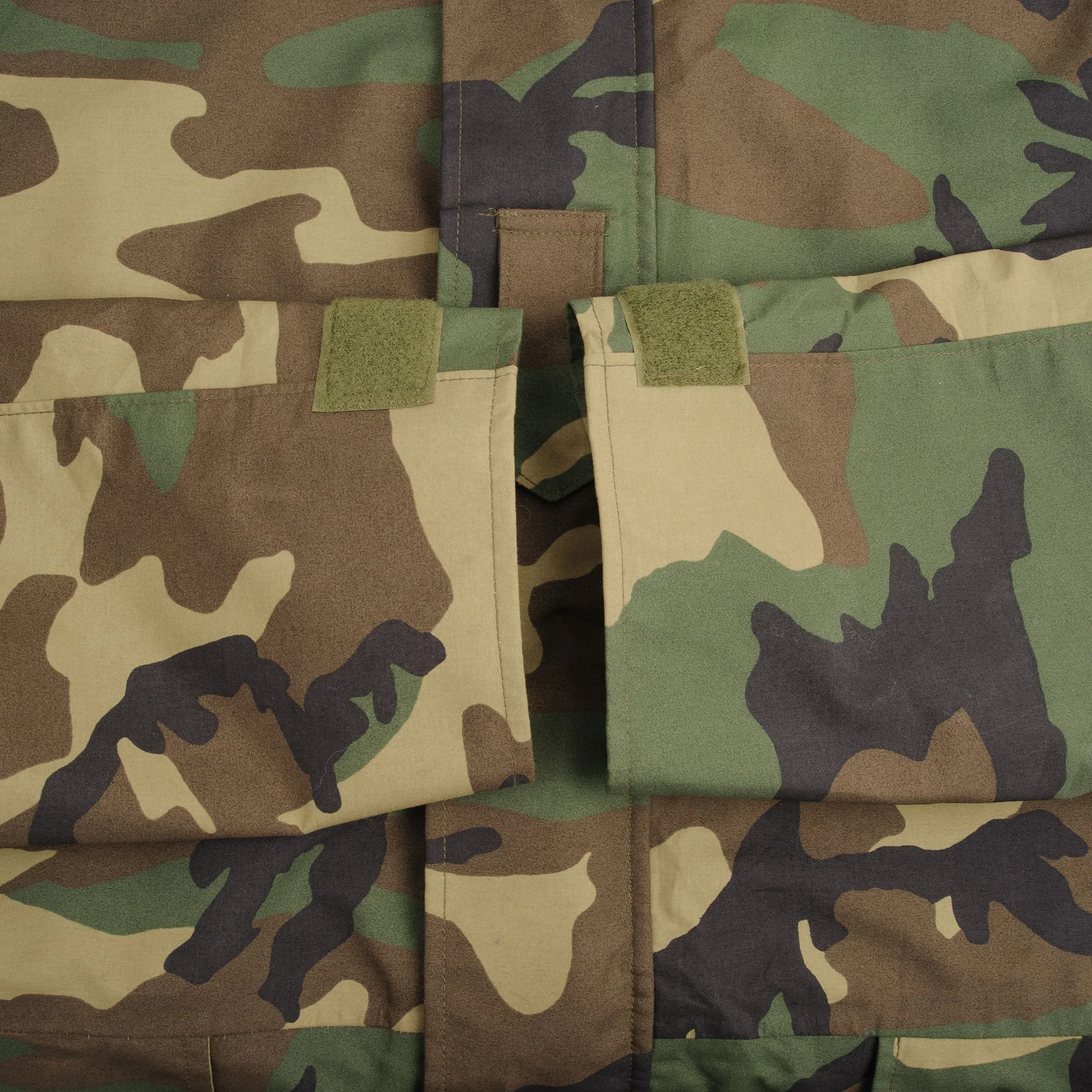 VINTAGE US ARMY GORETEX ECWCS WOODLAND CAMO PARKA 2000 SIZE LARGE LONG