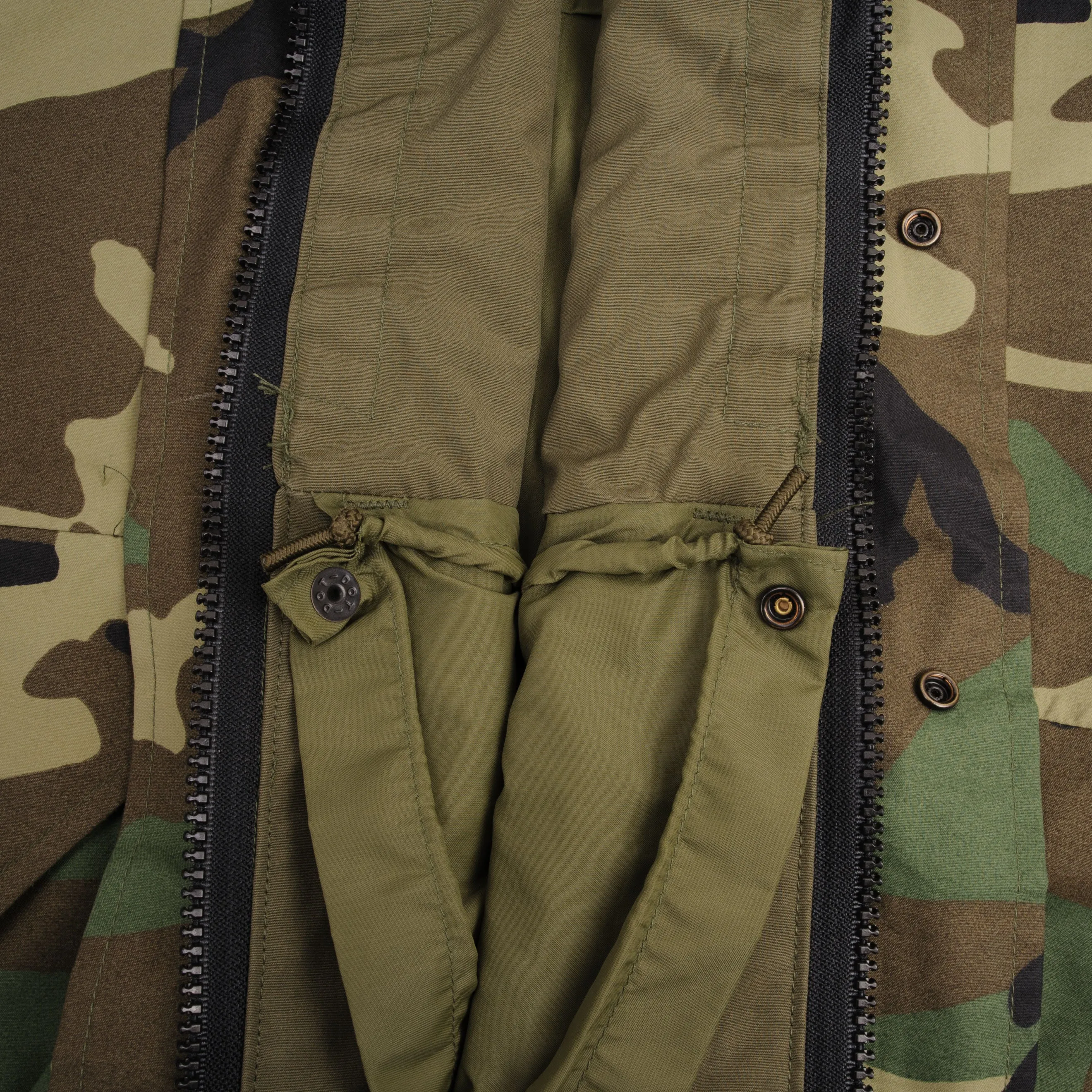 VINTAGE US ARMY WOODLAND CAMO ECWCS PARKA GORETEX 1996 SIZE XL REGULAR